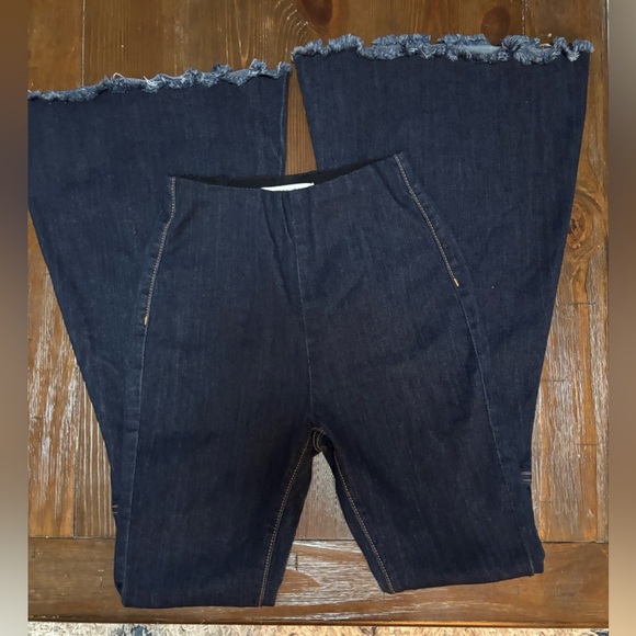 ENCORE BLUE JEANS WESTERN SUPER FLARED FRAYED HEM HIGH WAIST BLUE JEANS SZ 1 - Picture 3 of 9